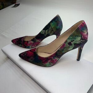 Via Spiga Leather Women's Pumps Heels US 7.5 Tropical Floral